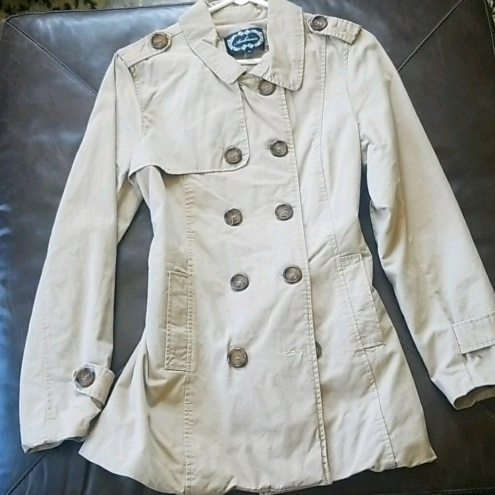 ‼SOLD‼ Beige Trench